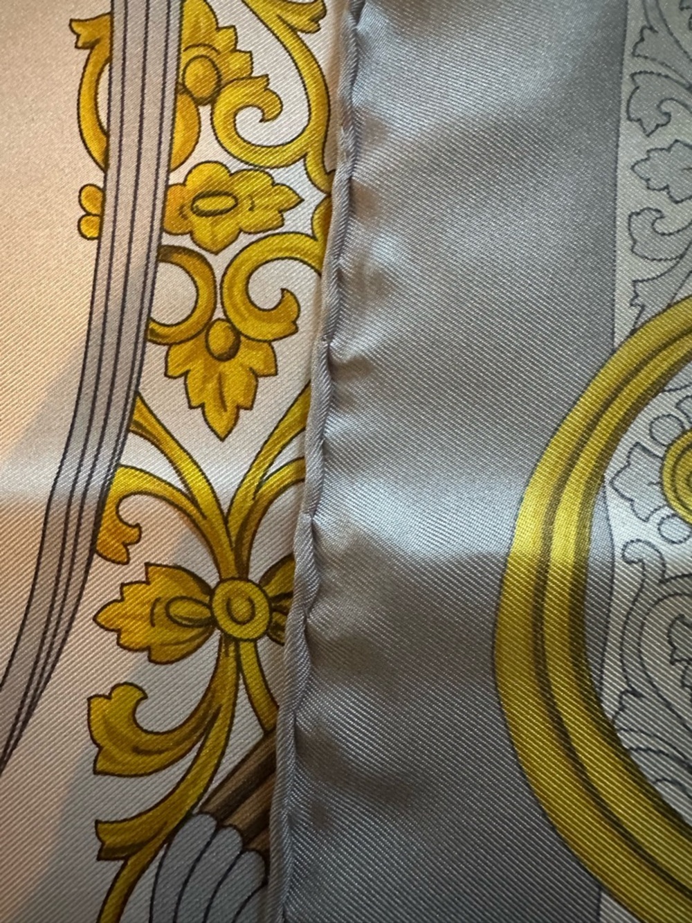 Vintage Celine Paris 100% Silk Scarf 33x34 Equestrian Carriage Wheel Print Italy - Picture 8 of 10